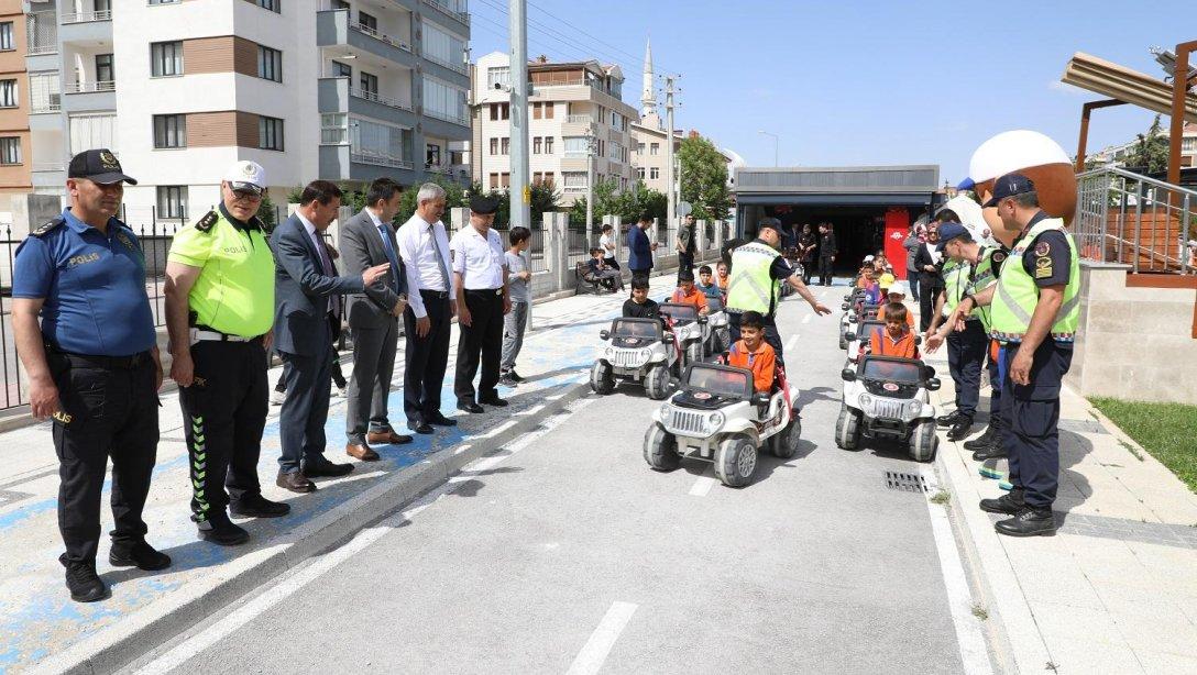 Trafikte Değerler ve Kurallar Eğitimleri'nin 2023-2024 dönemi tamamlandı.